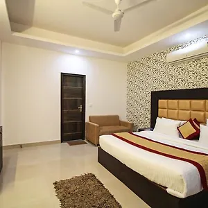 Hotel Callista, Gurgaon